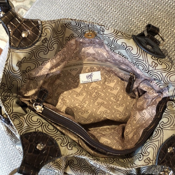 Sienna Ricchi Signature shoulder bag. Brown Purse - Picture 8 of 12